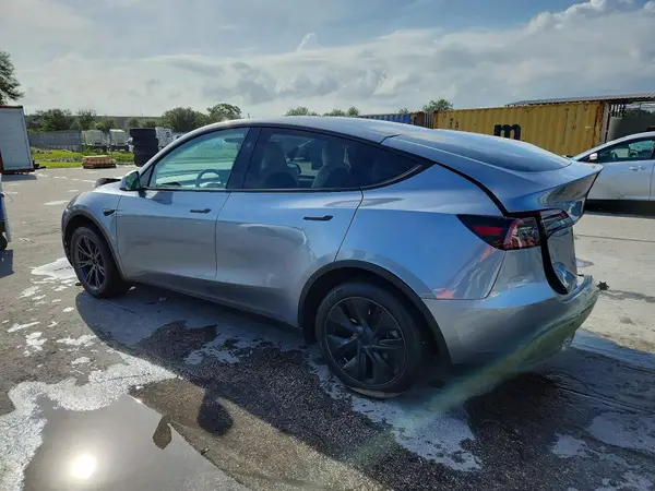 7SAYGDED1RA313347 — 2024 Tesla Model Y, photo 2 from Copart, Rear end