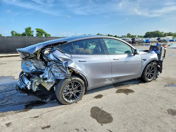 7SAYGDED1RA313347 — 2024 Tesla Model Y, photo 3 from Copart, Rear end