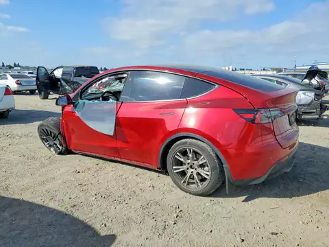 2024 Tesla Model Y VIN 7SAYGDEEXRF983555 фото 2