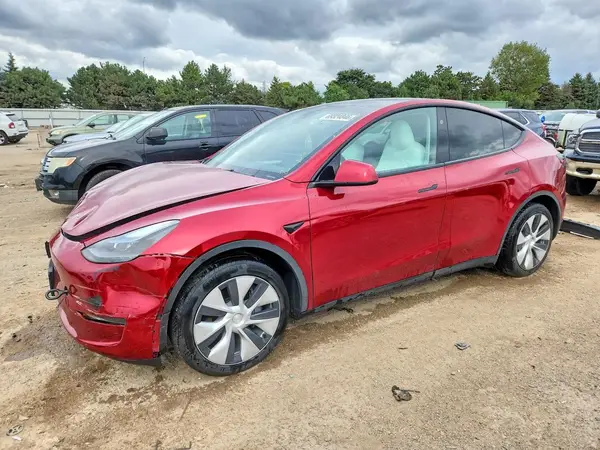 7SAYGAEE4RF067176 Tesla Model Y 2024 — пошкодження Передня частина, фото до ремонту