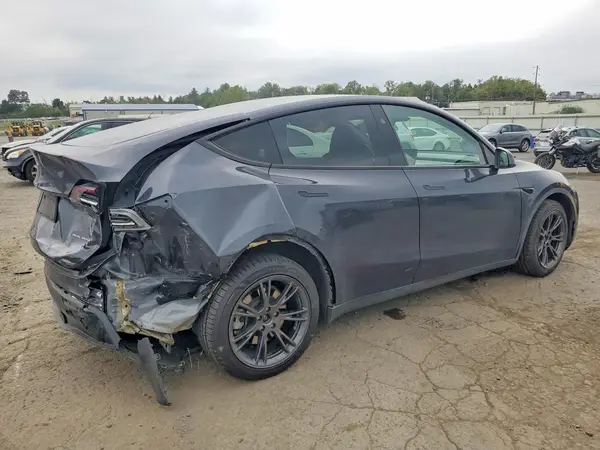 7SAYGDEE5RF193807 — 2024 Tesla Model Y, photo 3 from Copart, Rear end