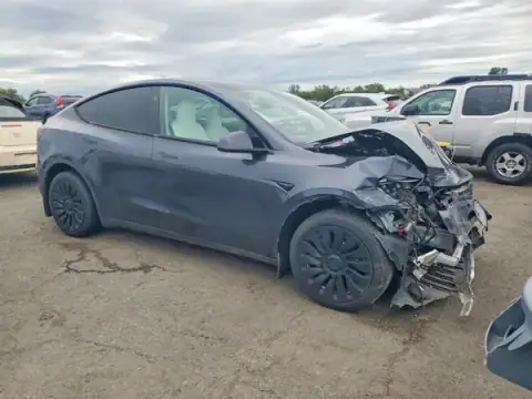 7SAYGDEE9RA254248 — 2024 Tesla Model Y, photo 4 from Copart, Front end