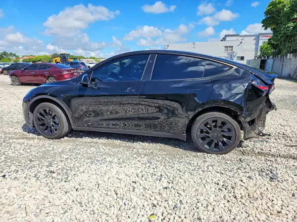 7SAYGDED3RF092465 — 2024 Tesla Model Y, фото 2 с аукциона Copart, Задняя часть