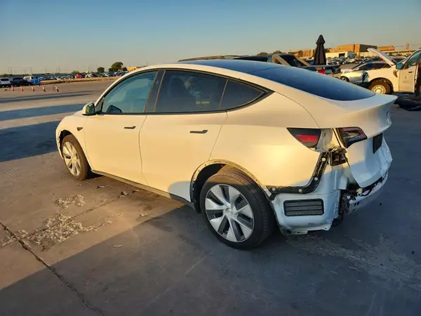 7SAYGDEE4RA264928 — 2024 Tesla Model Y, photo 2 from Copart 02.10.2026, Rear end