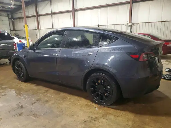 7SAYGDEE5RA278479 — 2024 Tesla Model Y, photo 2 from Copart 13.10.2026, Side