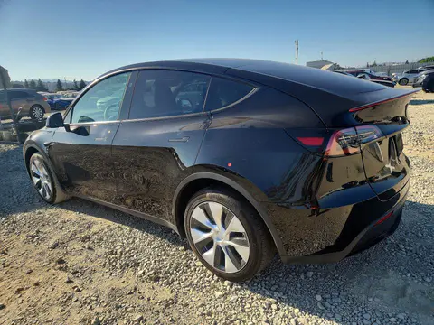 2024 Tesla Model Y VIN 7SAYGDEE1RF032502 фото 2