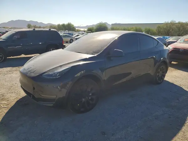2024 TESLA MODEL Y VIN 7SAYGDED7RF043950 фото 1
