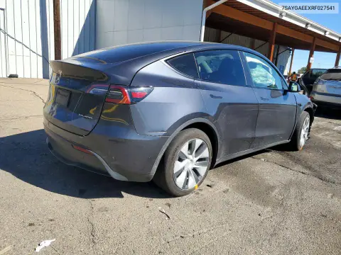 2024 Tesla Model Y VIN 7SAYGAEEXRF027541 фото 3