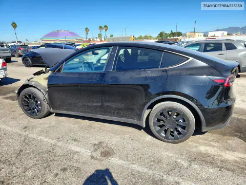 2024 Tesla Model Y VIN 7SAYGDEE9RA225350 фото 2