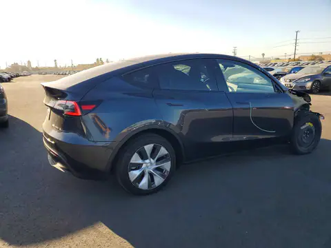7SAYGDEE1RF070960 — 2024 Tesla Model Y, фото 3 з Copart 28.10.2026, Передня частина