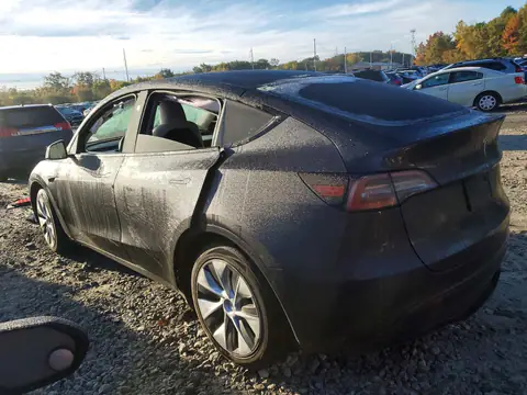 7SAYGDED8RF092946 — 2024 Tesla Model Y, фото 2 с аукциона Copart, Мелкие вмятины и царапины