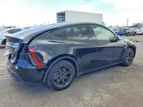 2025 Tesla Model Y VIN 7SAYGDED9SF317378 фото 3