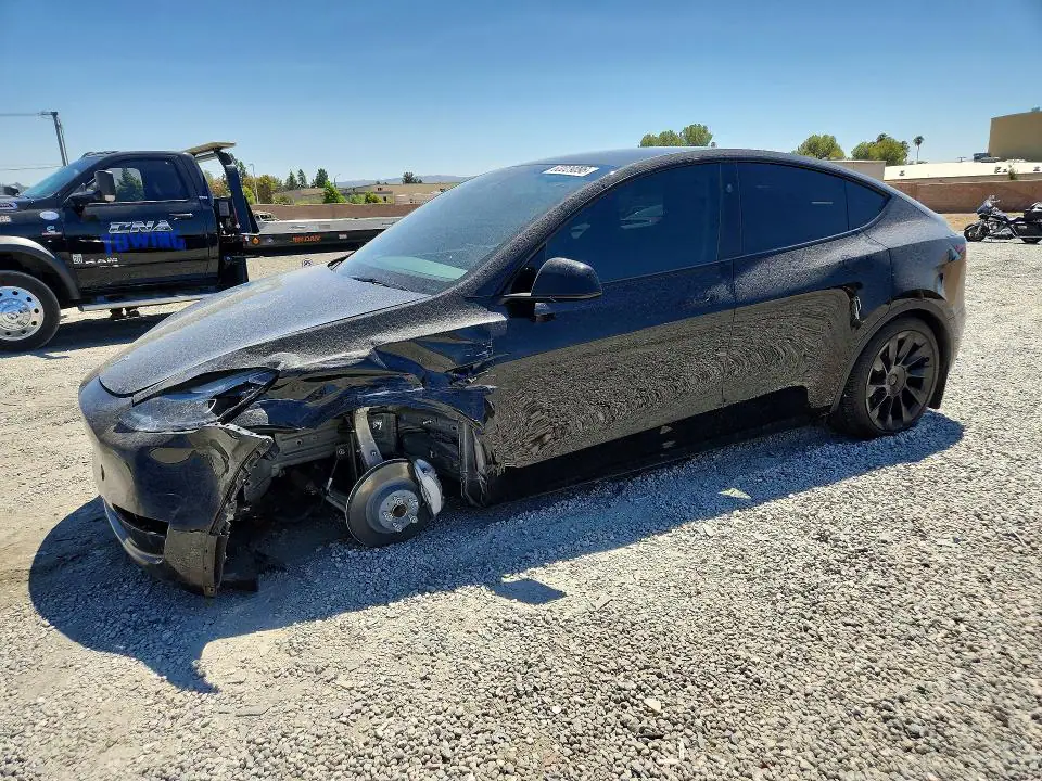 7SAYGDED9SF321706 Tesla Model Y 2025 — повреждение Передняя часть, фото до ремонта