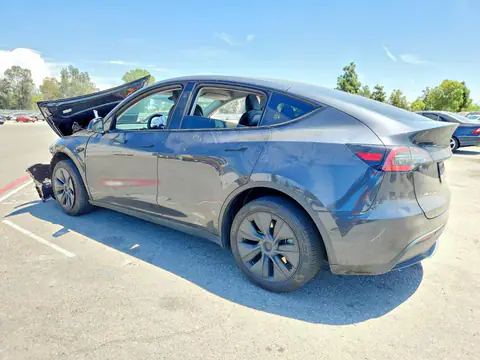 7SAYGDED3SF224789 — 2025 Tesla Model Y, foto 2 de Copart 27.10.2026, Parte delantera