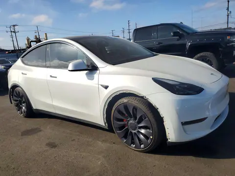 2025 Tesla Model Y VIN 7SAYGDEF9SF219758 фото 4