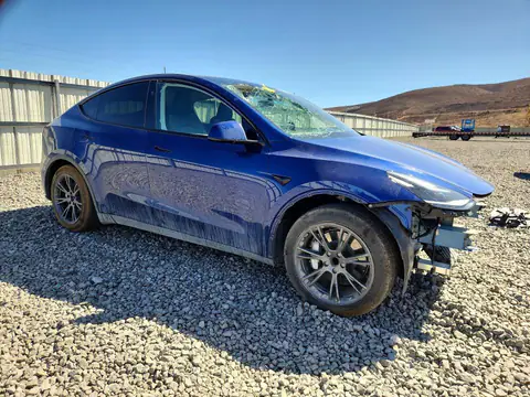2025 Tesla Model Y VIN 7SAYGDEDXSF232565 фото 4