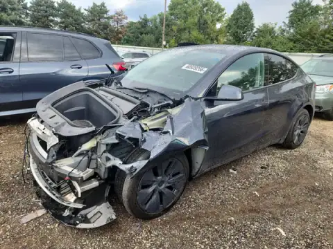7SAYGDEE0SF223494 — 2025 Tesla Model Y, წინა ნაწილი (Front End), ფოტოები შეკეთებამდე