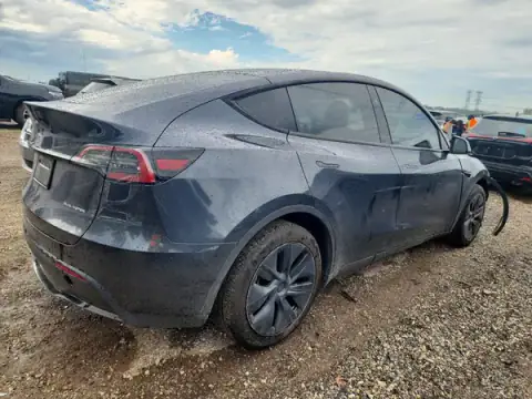 7SAYGDEE0SF223494 — 2025 Tesla Model Y, фото 3 с аукциона Copart, ПЕРЕДНЯЯ ЧАСТЬ