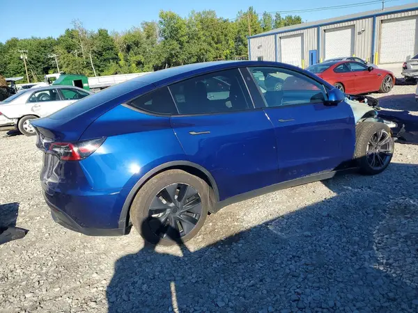 7SAYGAEE3SF285244 — 2025 Tesla Model Y, photo 3 from Copart, Front end