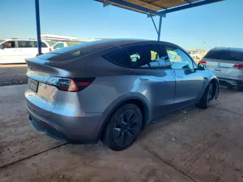 7SAYGDED5SF320164 — 2025 Tesla Model Y, фото 3 з Copart, Передня частина