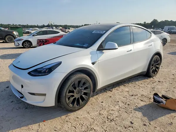 7SAYGDED2SA376432 Tesla Model Y 2025 — повреждение Боковая часть, фото до ремонта
