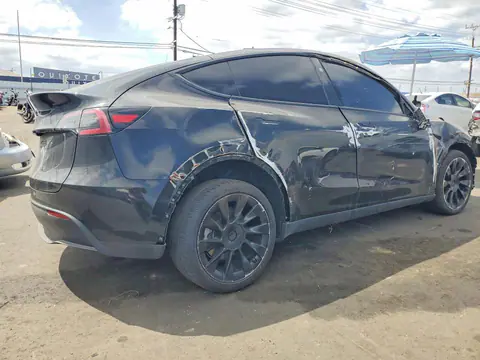 2025 Tesla Model Y VIN 7SAYGDED7SF219854 фото 3