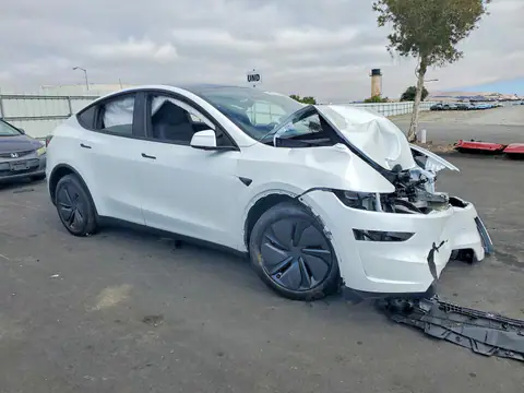 7SAYGDED4TF660259 — 2026 Tesla Model Y, фото 4 с аукциона Copart 28.09.2026, Передняя часть