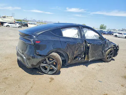 2026 Tesla Model Y VIN 7SAYGDED0TF540281 фото 3