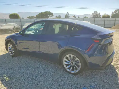 2026 Tesla Model Y VIN 7SAYGDED2TF460206 фото 2