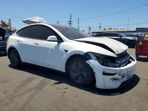 7SAYGDEE0TF373154 — 2026 Tesla Model Y, ფოტო 4, Copart 30.09.2026, წინა ნაწილი