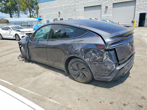 7SAYGDED0TF584314 — 2026 Tesla Model Y, фото 2 з Copart 22.10.2026, Пошкодження з усіх боків