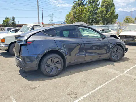 7SAYGDED0TF584314 — 2026 Tesla Model Y, фото 3 з Copart 22.10.2026, Пошкодження з усіх боків