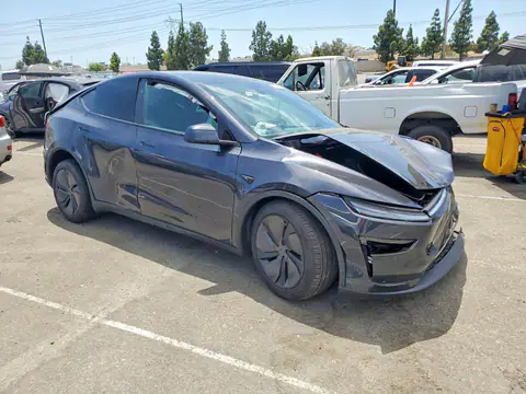 7SAYGDED0TF584314 — 2026 Tesla Model Y, фото 4 з Copart 22.10.2026, Пошкодження з усіх боків