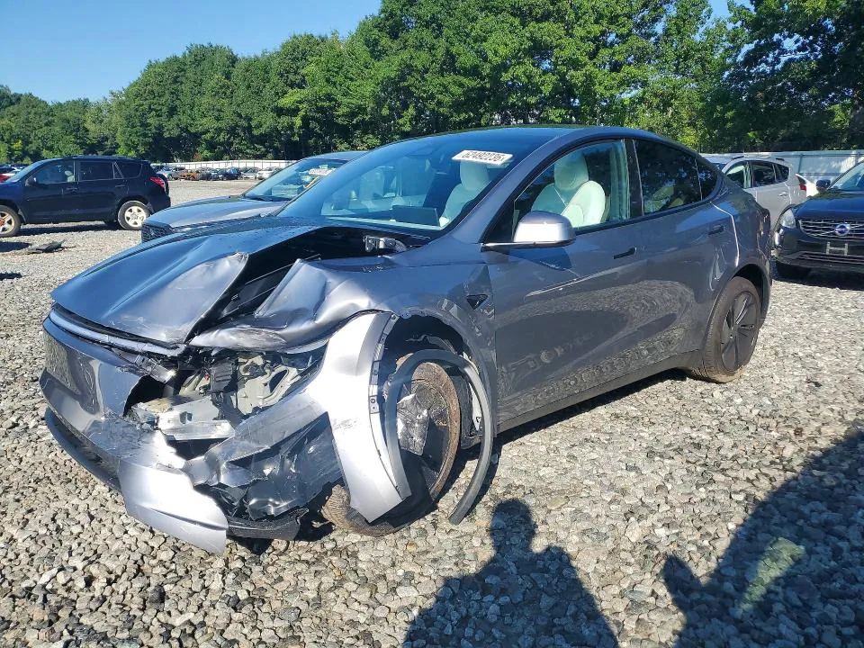 2026 TESLA MODEL Y VIN 7SAYGDED3TF659779 фото 1