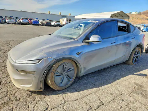 2026 Tesla Model Y VIN 7SAYGDEE8TF368655 фото 1