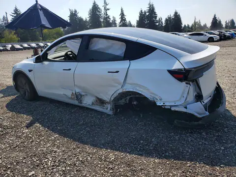 7SAYGDEDXTF459577 — 2026 Tesla Model Y, photo 2 from Copart 16.10.2026, Side