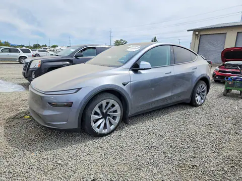 7SAYGDEE3TF334848 — 2026 Tesla Model Y, Lateral (Side), fotos antes de reparar