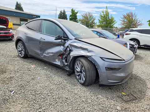 7SAYGDEE3TF334848 — 2026 Tesla Model Y, фото 4 с аукциона Copart 27.10.2026, БОКОВАЯ ЧАСТЬ