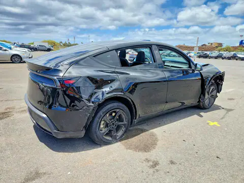 7SAYGDED2TF429828 — 2026 Tesla Model Y, photo 3 from Copart 26.10.2026, Front end