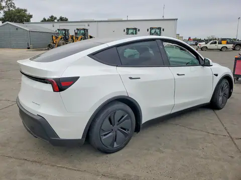 7SAYGDEE2TA653123 — 2026 Tesla Model Y, фото 3 с аукциона Copart 19.10.2026, повреждения снизу