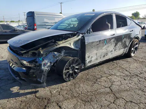 7SAYGAEEXTF693998 — 2026 Tesla Model Y, ПЕРЕДНЯЯ ЧАСТЬ (Front End), фото до ремонта