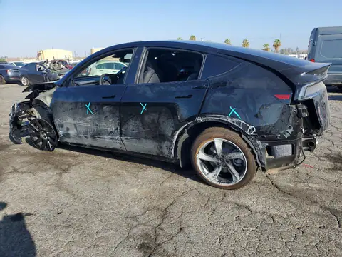 7SAYGAEEXTF693998 — 2026 Tesla Model Y, zdjęcie 2 z Copart 26.10.2026, Przód