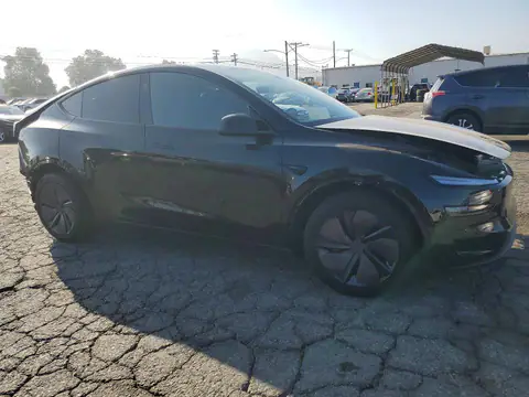 7SAYGAEEXTF693998 — 2026 Tesla Model Y, zdjęcie 4 z Copart 26.10.2026, Przód