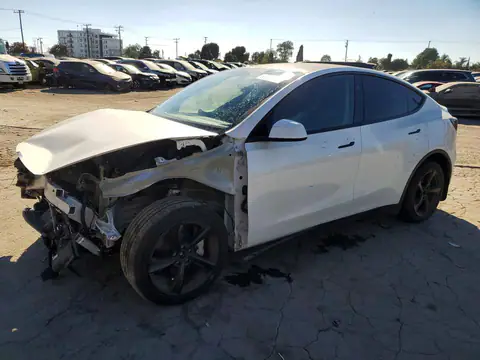7SAYGDEE3TF531650 — 2026 Tesla Model Y, წინა ნაწილი (Front End), ფოტოები შეკეთებამდე