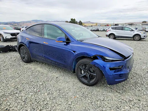 2026 Tesla Model Y VIN 7SAYGDED1TF542640 фото 4