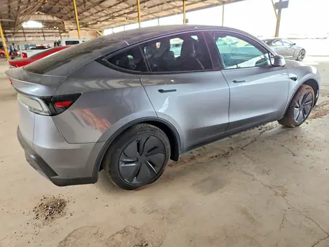 2026 Tesla Model Y VIN 7SAYGDED4TF612082 фото 3