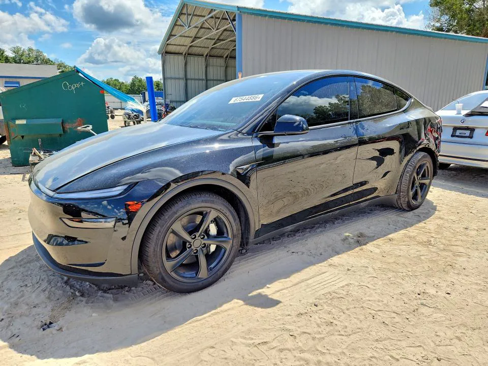 2026 TESLA MODEL Y VIN 7SAYGDEE2TA678216 фото 1