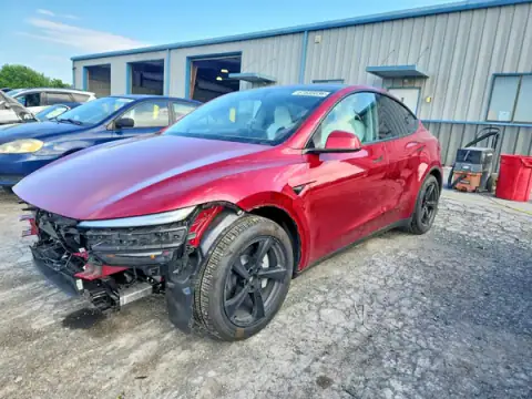 7SAYGDEE5TA575890 Tesla Model Y 2026 — Front end damage, before-repair photo