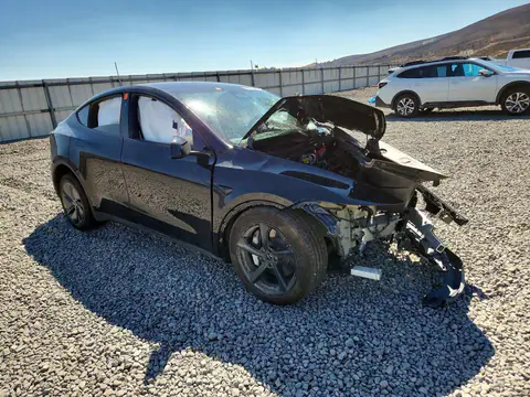 7SAYGDEE6TF574203 — 2026 Tesla Model Y, фото 4 з Copart 22.10.2026, Передня частина