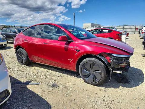 2026 Tesla Model Y VIN 7SAYGDEE3TF390997 фото 4